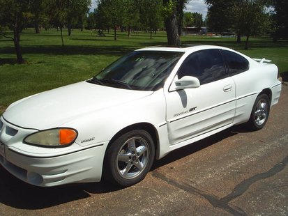 White Grand-Am White Grand-Am
