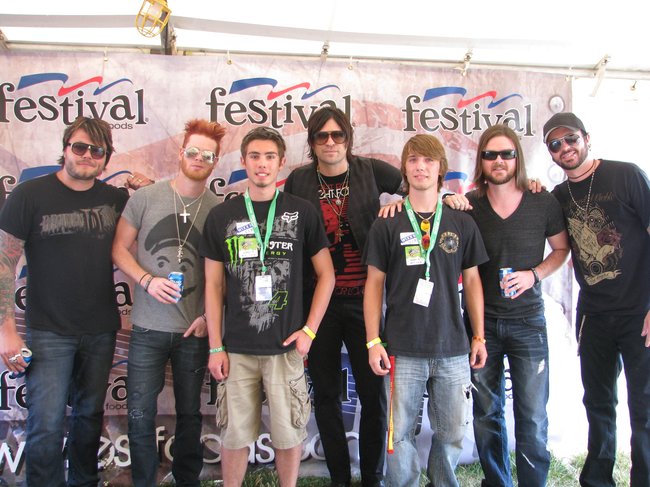 Hinder