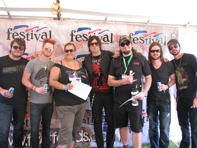 Hinder