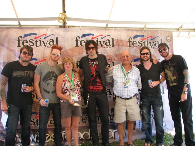 Hinder