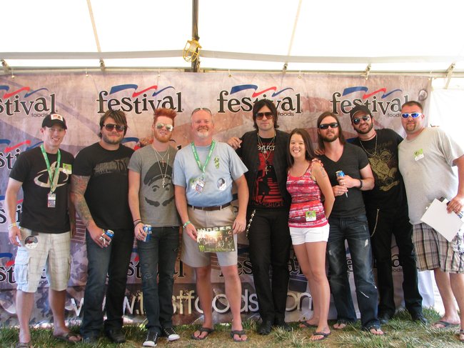 Hinder