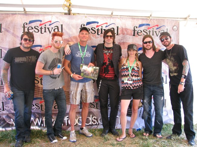 Hinder