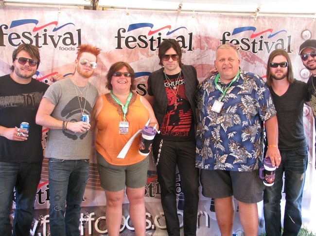 Hinder