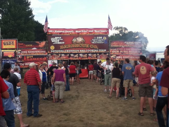 I don't mind the wait, the ribs smell great!