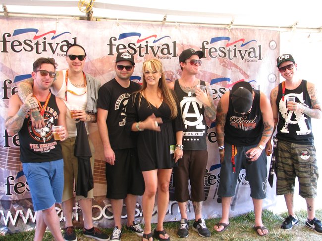 Hollywood Undead