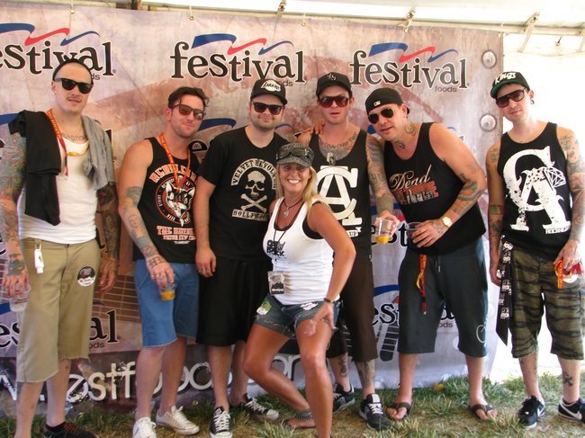 Hollywood Undead