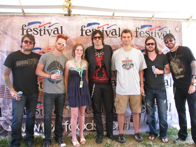 Hinder Meet and Greet