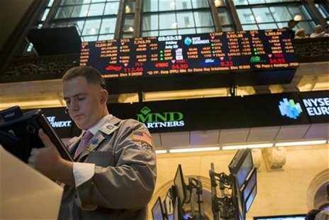 A trader works on the floor of the New York Stock Exchange in New York July 20, 2012. REUTERS/Keith Bedford A trader works on the floor of the New York Stock Exchange in New York July 20, 2012. REUTERS/Keith Bedford