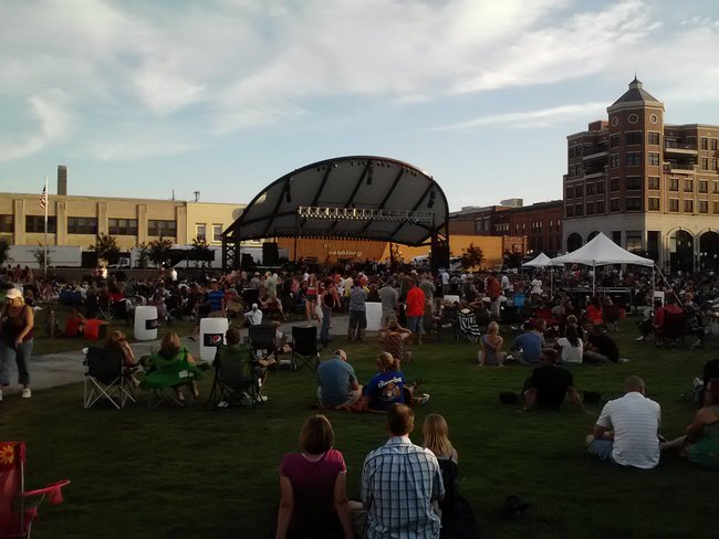 The weather cooled off and everyone is waiting for Josh Gracin to heat up the 400 Block in Wausau, WI.