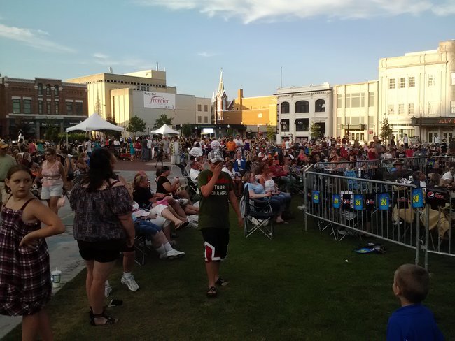 Is Josh Gracin coming out yet? Get your camera ready!