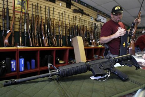 A Palmetto M4 assault rifle is seen at the Rocky Mountain Guns and Ammo store in Parker, Colorado July 24, 2012. REUTERS/Shannon Stapleton A Palmetto M4 assault rifle is seen at the Rocky Mountain Guns and Ammo store in Parker, Colorado July 24, 2012. REUTERS/Shannon Stapleton