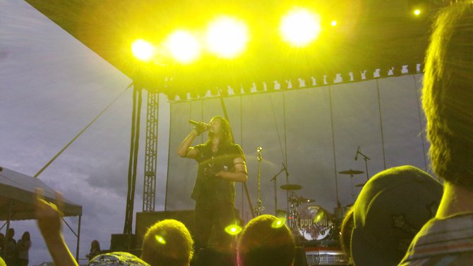 Leigh made sure to thank the best rock station in Central Wisconsin during the show...nice work