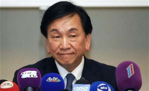 AIBA President Wu Ching-Kuo attends a news conference in Baku September 24, 2011. REUTERS/Osman Karimov AIBA President Wu Ching-Kuo attends a news conference in Baku September 24, 2011. REUTERS/Osman Karimov