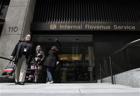 Women walk out of an Internal Revenue Service office in New York April 18, 2011. REUTERS/Lucas Jackson Women walk out of an Internal Revenue Service office in New York April 18, 2011. REUTERS/Lucas Jackson