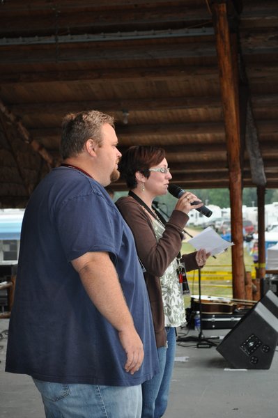 Bryan & Nikki bringing out Jamie O'Neal
