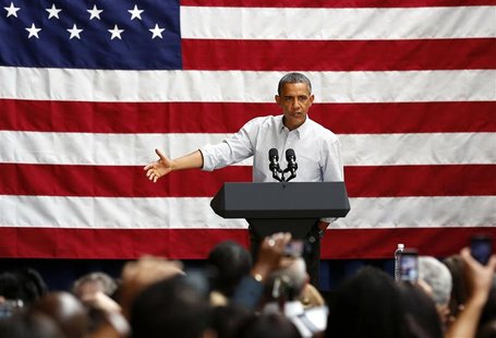 U.S. President Barack Obama speaks at a campaign fundraising event at the Bridgeport Art Center in Chicago, August 12, 2012. REUTERS/Larry D U.S. President Barack Obama speaks at a campaign fundraising event at the Bridgeport Art Center in Chicago, August 12, 2012. REUTERS/Larry D