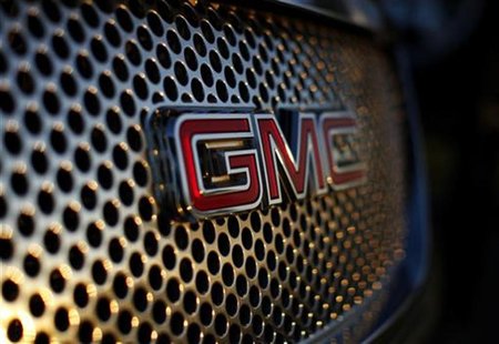 A General Motors logo is seen on a Denali vehicle for sale at the GM dealership in Carlsbad, California January 4, 2012. REUTERS/Mike Blake A General Motors logo is seen on a Denali vehicle for sale at the GM dealership in Carlsbad, California January 4, 2012. REUTERS/Mike Blake