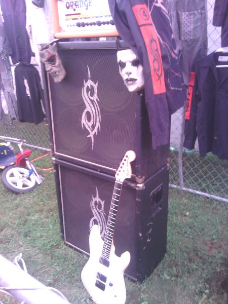 Listener Lonnie hit us up with some great KnotFest shots!