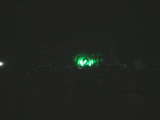Listener Lonnie hit us up with some great KnotFest shots!
