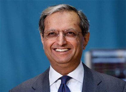 Citigroup's CEO Vikram Pandit gives an interview on the floor of the New York Stock Exchange June 18, 2012. REUTERS/Brendan McDermid Citigroup's CEO Vikram Pandit gives an interview on the floor of the New York Stock Exchange June 18, 2012. REUTERS/Brendan McDermid