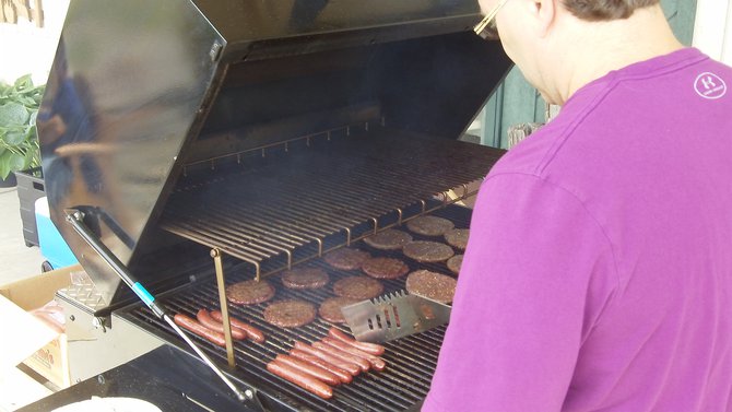 Out here in the open ... Mmm, now we're cookin!