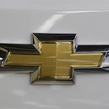 The Chevrolet car logo is seen on a car at the General Motors plant in Asaka August 30, 2012. REUTERS/Shamil Zhumatov