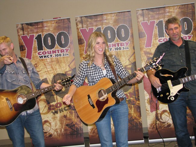New Arista Nashville recording artists The Henningsen's visit Y100