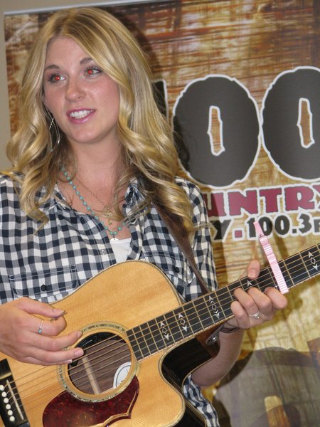New Arista Nashville recording artists The Henningsen's visit Y100