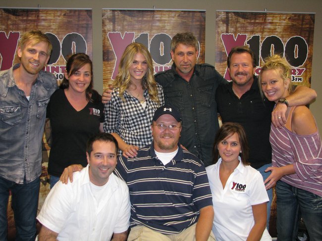 New Arista Nashville recording artists The Henningsen's visit Y100