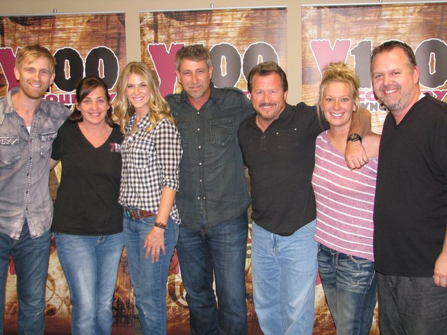 New Arista Nashville recording artists The Henningsen's visit Y100