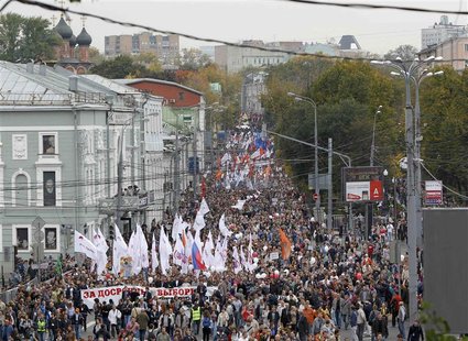 Opposition supporters take part in the "March of Millions" protest rally in Moscow, September 15, 2012. Protesters demanded Russia's Preside Opposition supporters take part in the "March of Millions" protest rally in Moscow, September 15, 2012. Protesters demanded Russia's Preside