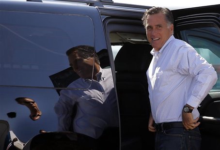 Republican presidential candidate and former Massachusetts Governor Mitt Romney arrives in Las Vegas, Nevada September 21, 2012. REUTERS/Bri Republican presidential candidate and former Massachusetts Governor Mitt Romney arrives in Las Vegas, Nevada September 21, 2012. REUTERS/Bri