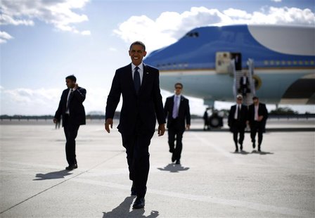 U.S. President Barack Obama arrives at JFK Airport in New York, September 24, 2012. Obama is in New York for the United Nations General Asse U.S. President Barack Obama arrives at JFK Airport in New York, September 24, 2012. Obama is in New York for the United Nations General Asse