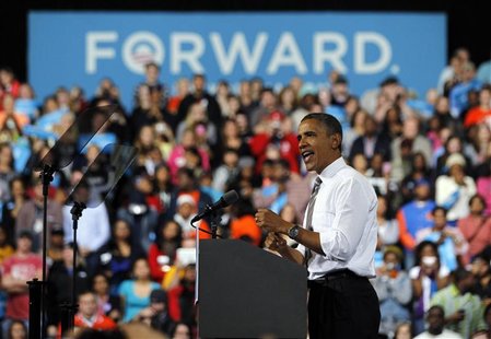 U.S. President Barack Obama campaigns at Bowling Green State University in Bowling Green, Ohio, September 26, 2012. REUTERS/Jason Reed U.S. President Barack Obama campaigns at Bowling Green State University in Bowling Green, Ohio, September 26, 2012. REUTERS/Jason Reed
