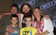 WIXX Christmas Wish Benefit Show with Casey Abrams :: 9/26/12 4