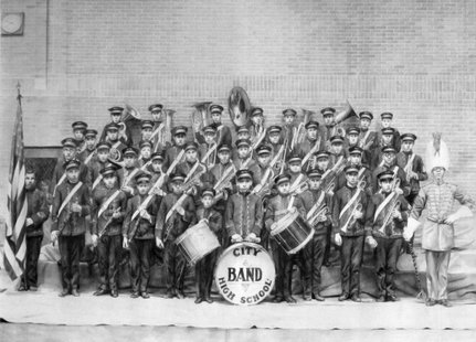 Artist Chris Laporte's "CIty Band" Artist Chris Laporte's "CIty Band"