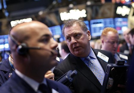 Traders work on the floor of the New York Stock Exchange at the opening of the trading session in New York October 5, 2012. REUTERS/Mike Seg Traders work on the floor of the New York Stock Exchange at the opening of the trading session in New York October 5, 2012. REUTERS/Mike Seg