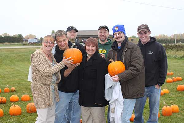 Maino and the Wisconsin Desert Vets sell pumpkins and raise money to send Halloween treats to troops