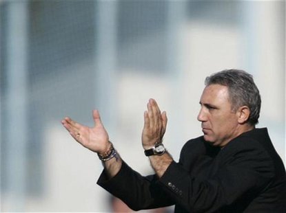 Hristo Stoichkov of Bulgaria claps during their Spanish First Division soccer match against Deportivo Coruna at Vigo's Balaidos stadium Apri Hristo Stoichkov of Bulgaria claps during their Spanish First Division soccer match against Deportivo Coruna at Vigo's Balaidos stadium Apri