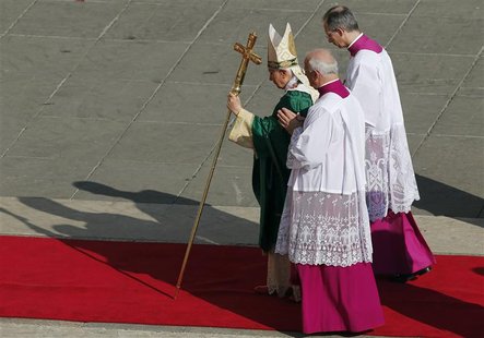 Pope Benedict XVI arrives to conduct mass to open the year of faith at the Vatican October 11, 2012 . REUTERS/Stefano Rellandini Pope Benedict XVI arrives to conduct mass to open the year of faith at the Vatican October 11, 2012 . REUTERS/Stefano Rellandini