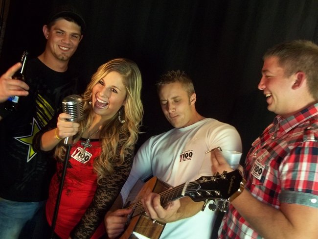 Y100 Photo Booth