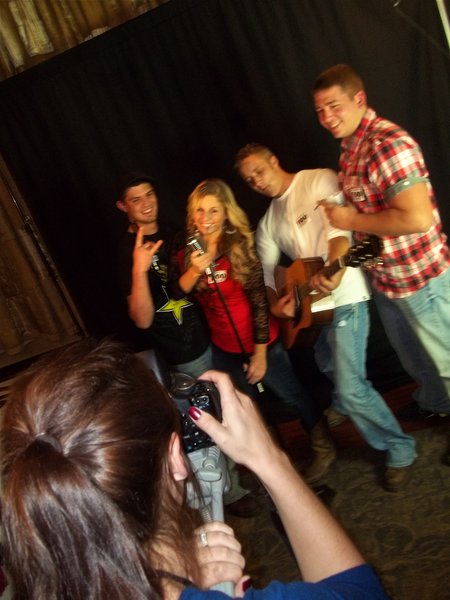 Y100 photo booth