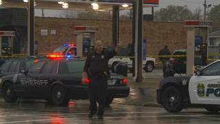 Authorities on the scene of a fatal traffic stop at the Citgo gas station on Ridge Road in Ashwaubenon on September 13, 2012. (courtesy of FOX 11). Authorities on the scene of a fatal traffic stop at the Citgo gas station on Ridge Road in Ashwaubenon on September 13, 2012. (courtesy of FOX 11).