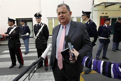 Survivor Luciano Castro, who has met the captain of the Costa Concordia cruise ship Francesco Schettino (not pictured), talks to journalists Survivor Luciano Castro, who has met the captain of the Costa Concordia cruise ship Francesco Schettino (not pictured), talks to journalists