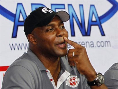 Former NBA player Horace Grant attends a news conference inside the mall of Asia Arena in Manila, in this July 17, 2012 file photo. Grant sa Former NBA player Horace Grant attends a news conference inside the mall of Asia Arena in Manila, in this July 17, 2012 file photo. Grant sa