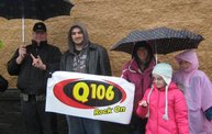 Q106 at Buffalo Wild Wings (10-13-12) 11