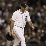 Detroit Tigers starting pitcher Justin Verlander walks off the mound at the end of the sixth inning against the New York Yankees during Game 3 in their MLB ALCS baseball playoff series in Detroit, Michigan, October 16, 2012. REUTERS/Jessica Rinaldi Detroit Tigers starting pitcher Justin Verlander walks off the mound at the end of the sixth inning against the New York Yankees during Game 3 in their MLB ALCS baseball playoff series in Detroit, Michigan, October 16, 2012. REUTERS/Jessica Rinaldi