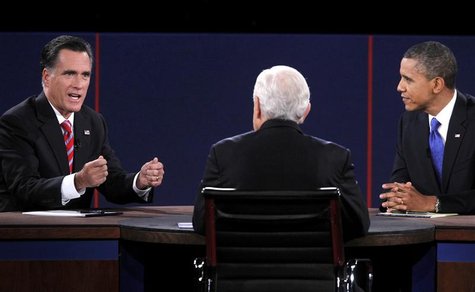 U.S. Republican presidential nominee Mitt Romney (L) makes a point while answering a question from moderator Bob Schieffer (C) as U.S. Presi U.S. Republican presidential nominee Mitt Romney (L) makes a point while answering a question from moderator Bob Schieffer (C) as U.S. Presi