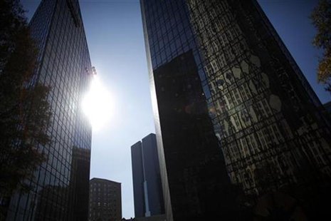 A Bank of America building is seen at the business district of Charlotte, North Carolina November 16, 2009. REUTERS/Carlos Barria A Bank of America building is seen at the business district of Charlotte, North Carolina November 16, 2009. REUTERS/Carlos Barria