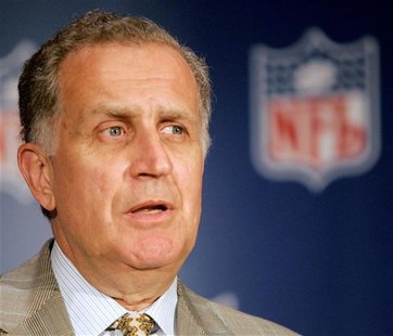 Former NFL commissioner Paul Tagliabue answers questions during a special league meeting to select a new commissioner in Northbrook, Illinoi Former NFL commissioner Paul Tagliabue answers questions during a special league meeting to select a new commissioner in Northbrook, Illinoi